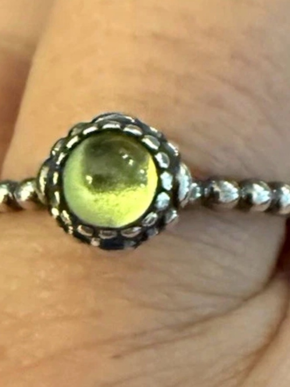Pandora Green Peridot Bezel Ring. Size 8